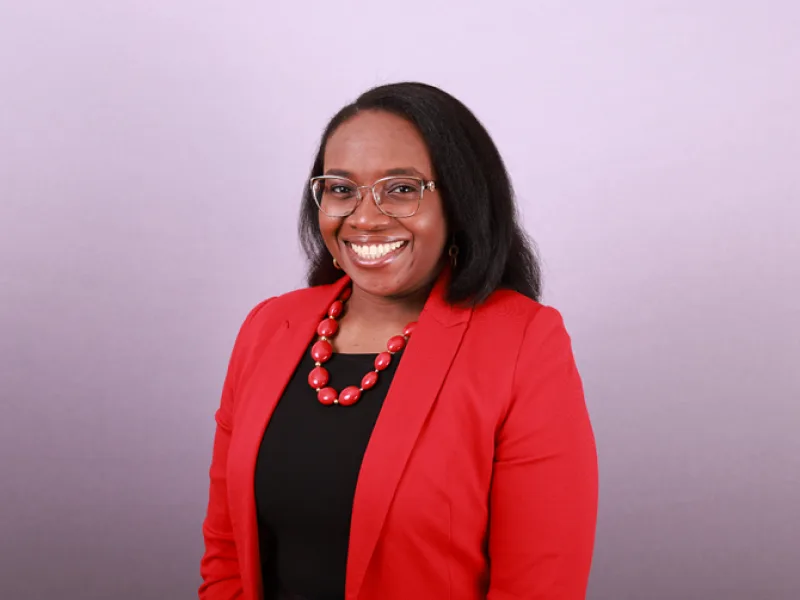 Finished corporate headshot after professional retouching