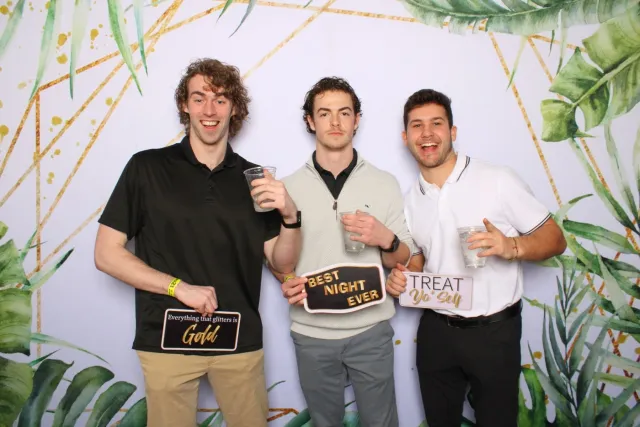 Palm Frame photo booth backdrop