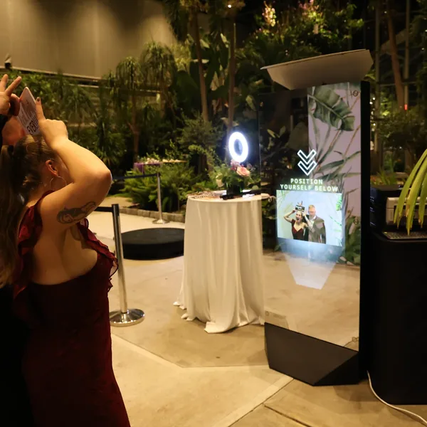 Mirror Booth gallery photo 3