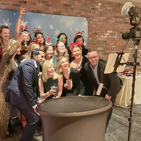 Large group in the HD Tripod Pro booth